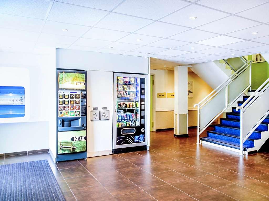 Ibis Budget Valenciennes Petite-Foret Exterior photo